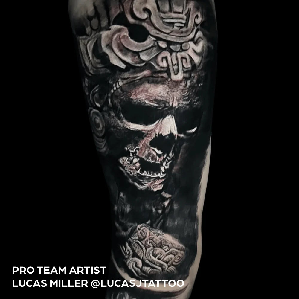 World Famous Ink Triple Blackout 4oz - Dated October 2026